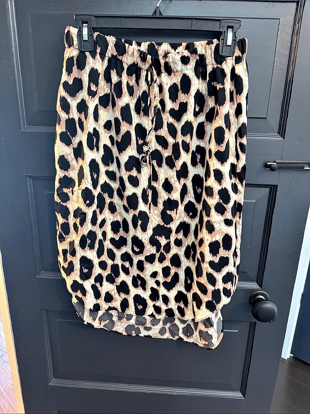 Leopard Print Midi Skirt Size Medium Like New